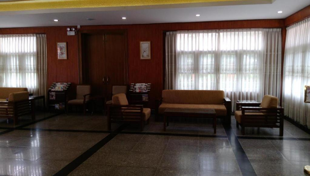 Myanmar Sport Hotel Янгон Экстерьер фото
