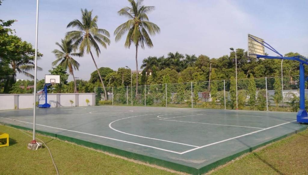 Myanmar Sport Hotel Янгон Экстерьер фото