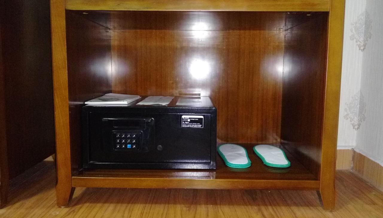 Myanmar Sport Hotel Янгон Экстерьер фото