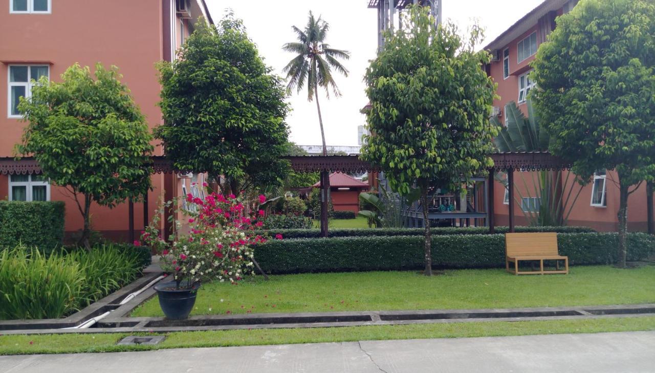 Myanmar Sport Hotel Янгон Экстерьер фото